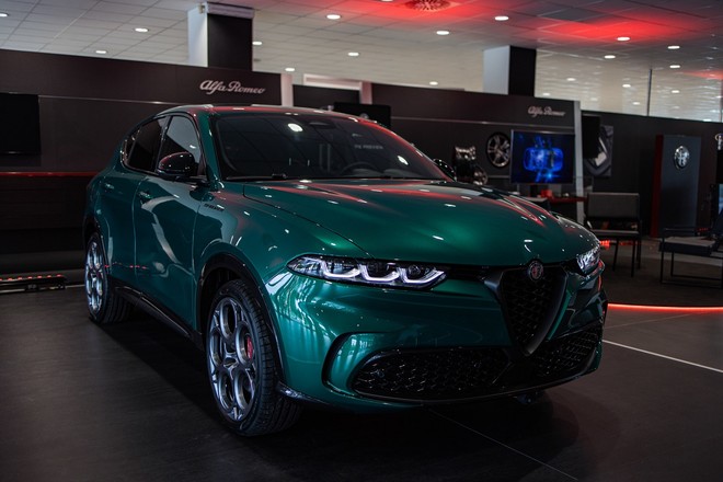 Autoingros offre la possibilità di ordinare le motorizzazioni plug in e diesel della nuova Alfa Romeo Tonale
