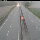 Un tir è andato in contromano per dieci chilometri prima di immettersi sulla Torino-Milano Un tir è andato in contromano per dieci chilometri prima di immettersi sulla Torino-Milano
