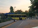 Autobus della linea 43 finisce contro un cancello Autobus della linea 43 finisce contro un cancello