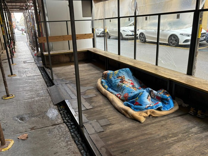 Il dehors occupato in via Gioberti