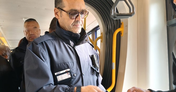 Il sindaco di Torino: "Nel 2026 nessun aumento sui biglietti bus, ma Regione compensi i tagli di Salvini"