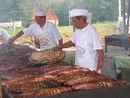Giovani, griglie e Vespe: gli ingredienti della Sagra della Costina Giovani, griglie e Vespe: gli ingredienti della Sagra della Costina