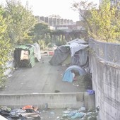 Un fortino dell'illegalità al parco Sempione