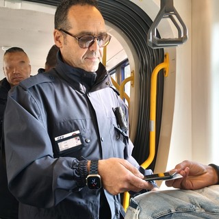 Il sindaco di Torino: "Nel 2026 nessun aumento sui biglietti bus, ma Regione compensi i tagli di Salvini"