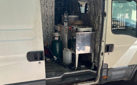 Dopo il sequestro del furgone, i cittadini si sfogano: “Le nostre segnalazioni arrivate in ritardo”
