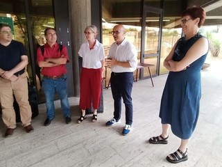 Un defibrillatore per la Biblioteca Bonhoeffer Un defibrillatore per la Biblioteca Bonhoeffer