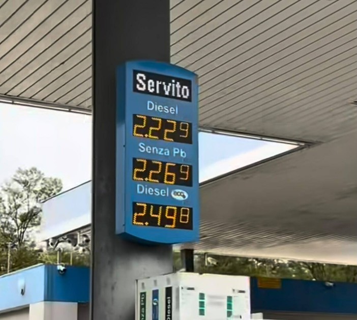 Caro carburanti, taglio delle accise sul gasolio prorogato al 25 agosto