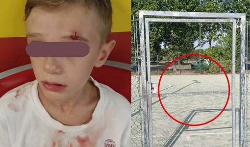 A sinistra, il piccolo Antonio. A destra, la porta del campetto