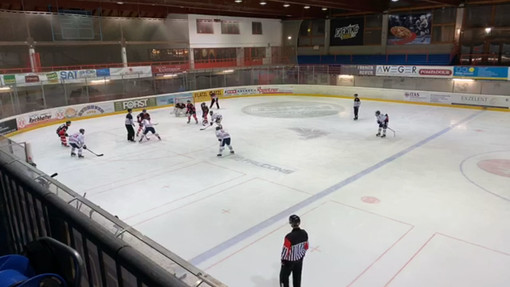 Stop al campionato di hockey ghiaccio: stagione annullata per l'allerta coronavirus