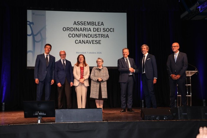 Il rinnovato Consiglio Direttivo Il rinnovato Consiglio Direttivo
