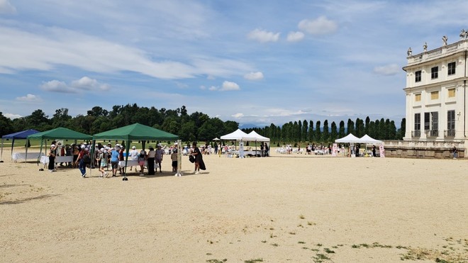 Oltre 150 studenti alla Palazzina di Caccia di Stupinigi Oltre 150 studenti alla Palazzina di Caccia di Stupinigi