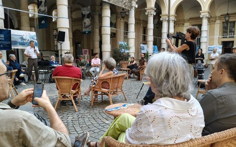 Nel Rettorato di via Po si fa colazione in mezzo ai ghiacciai
