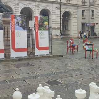 Tamburi e giochi in piazza per "Crescere in Città", il catalogo con più di mille attività per bambini e ragazzi