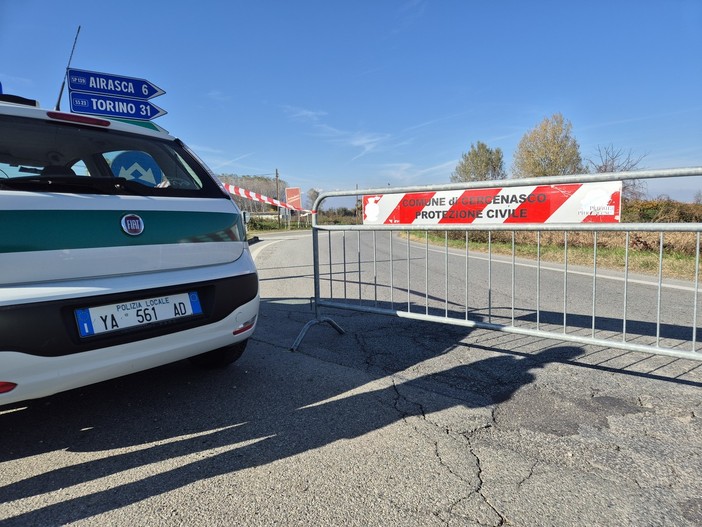 La strada chiusa a Cercenasco La strada chiusa a Cercenasco