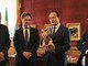Alberto Cirio regala un pupazzo di stambecco al Consiglio Regionale