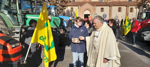 Frossasco per la prima volta ospita la Giornata Provinciale del Ringraziamento di Coldiretti Frossasco per la prima volta ospita la Giornata Provinciale del Ringraziamento di Coldiretti