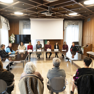 “Vetrine di Coraggio”, a Nichelino commercianti e Amministrazione alleati