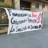 Polemiche per la chiusura del consultorio in via Bellono Polemiche per la chiusura del consultorio in via Bellono