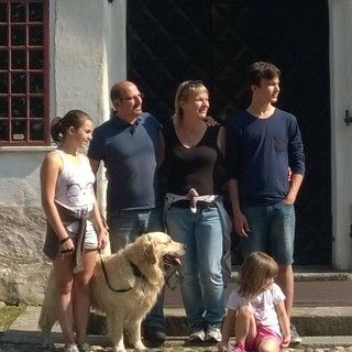 Teddy con la sua famiglia di Cantalupa Teddy con la sua famiglia di Cantalupa