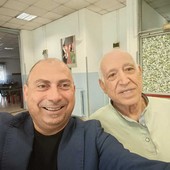 Il coordinatore Cuzzilla con il commissario di piazza Stampalia, Savino Sellitri