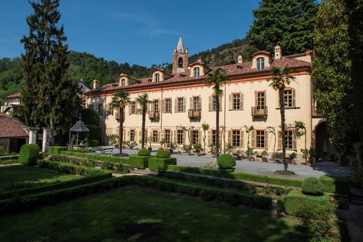 Passeggiata sensoriale a Casa Lajolo: il giardino si scopre bendati