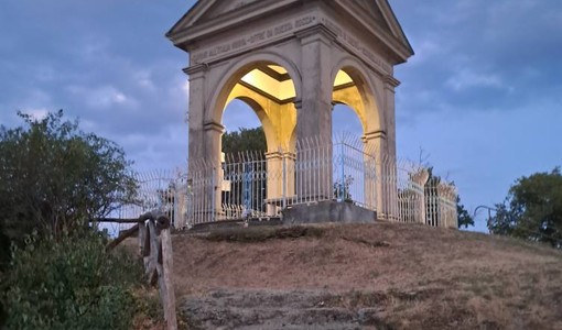 L’impegno di ‘Vivi La Rocca’ a dispetto dei vandali dei gradini della Rocca