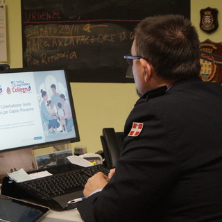 Un agente della Polizia Municipale di Collegno