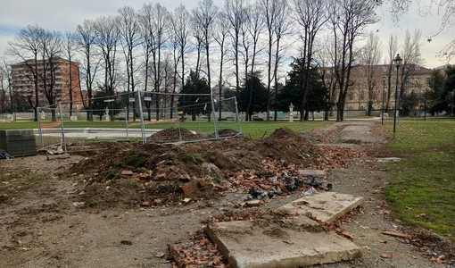 Un'immagine dei cantieri al parco della Tesoriera