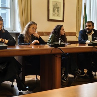 &quot;Rompere l'assedio, non solo sul fronte Gaza&quot;: AVS presenta il festival Proxima