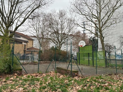 Le condizioni del campo da basket