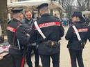 Controlli dei carabinieri al mercato