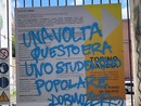 Ancora un raid vandalico contro ToHousing+: "Uno sfregio ai diritti, ma noi non ci fermeremo"