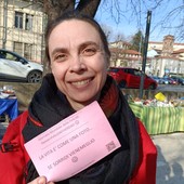 Elena Dominici con un pensiero felice