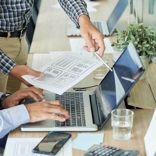 CRM assicurativo per subagenti: quali funzioni fanno la differenza nella gestione del portafoglio