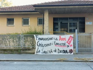 Polemiche per la chiusura del consultorio in via Bellono Polemiche per la chiusura del consultorio in via Bellono