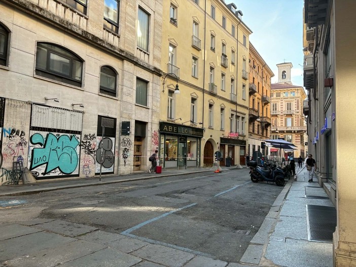 Preoccupazione in via Monte di Pietà per la pedonalizzazione di via Viotti Preoccupazione in via Monte di Pietà per la pedonalizzazione di via Viotti