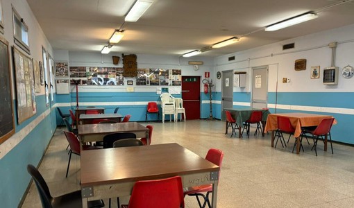 Scontro sui "rifugi climatici" per gli anziani: non passa la proposta di FdI per il riscaldamento e il raffrescamento dei centri Scontro sui "rifugi climatici" per gli anziani: non passa la proposta di FdI per il riscaldamento e il raffrescamento dei centri