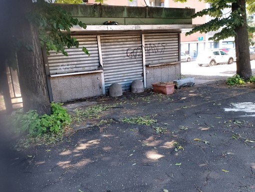 Il chiosco abbandonato di piazzale Rostagno sarà rimesso a bando