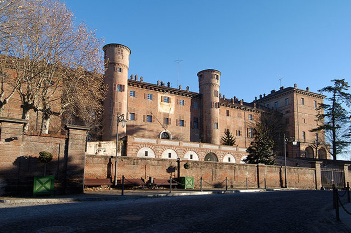 Moncalieri, la riapertura del Castello come regalo per la festa della Repubblica