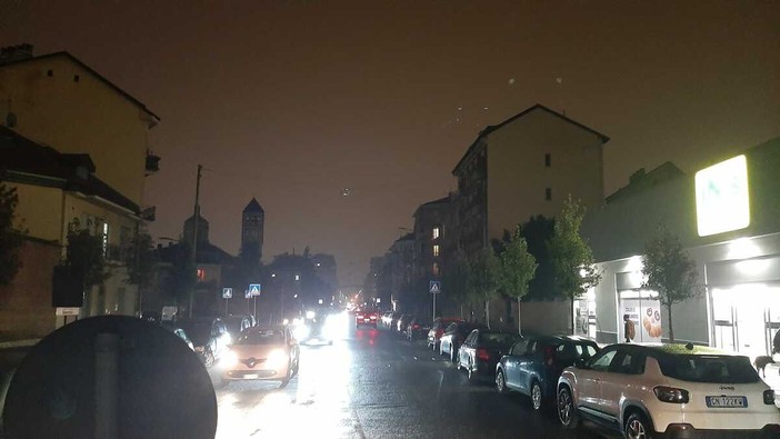 Corso Umbria al buio Corso Umbria al buio