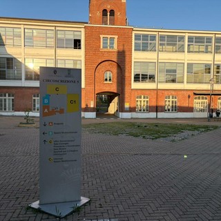 Il cortile del centro civico della 5