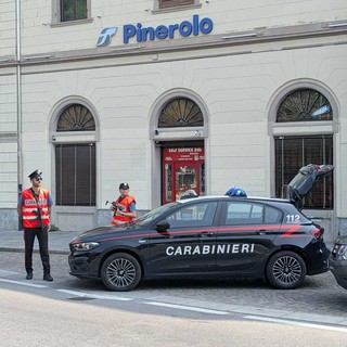 Pinerolo, 37enne arrestato in flagranza per estorsione