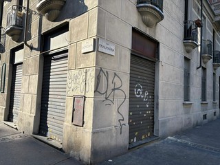 Un'altra serranda chiusa al Lingotto