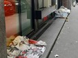 I giacigli davanti alla banca I giacigli davanti alla banca