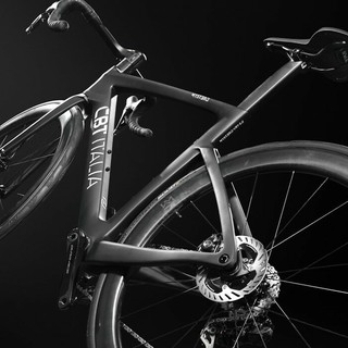 Mystero: storia di un'intuizione diventata velocità Mystero: storia di un'intuizione diventata velocità