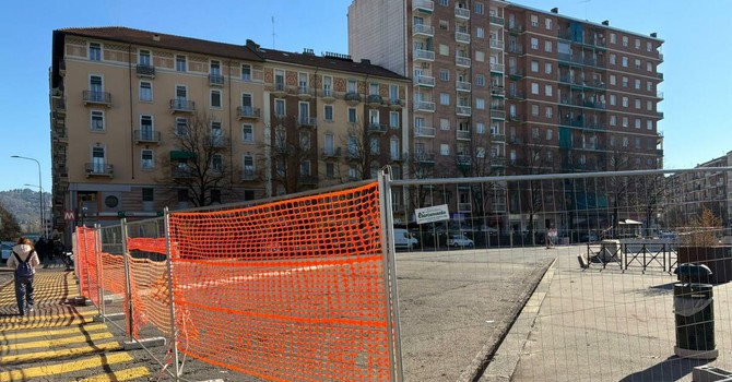 Ancora ritardi per piazza Bengasi, la Città: "Valutiamo penali contro l'impresa"