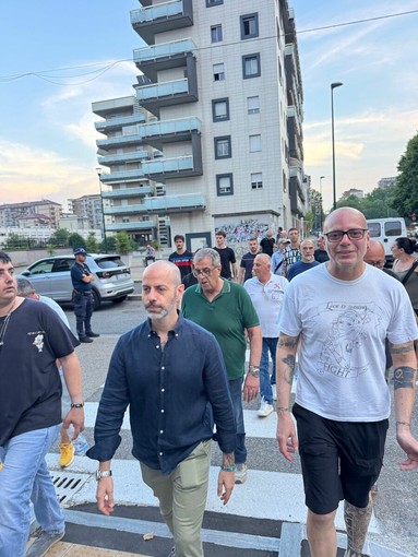 Il blitz del comitato Torino Tricolore