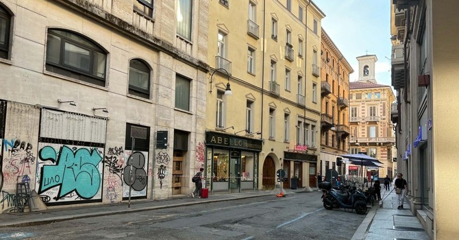 Preoccupazione in via Monte di Pietà per la pedonalizzazione di via Viotti Preoccupazione in via Monte di Pietà per la pedonalizzazione di via Viotti