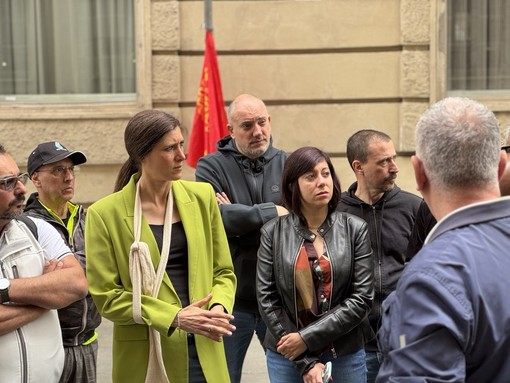 "Dopo giugno c'è il baratro". Lavoratori della Primotecs di Avigliana in presidio