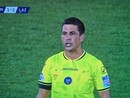 Manganiello durante il Var in Como-Lazio Manganiello durante il Var in Como-Lazio